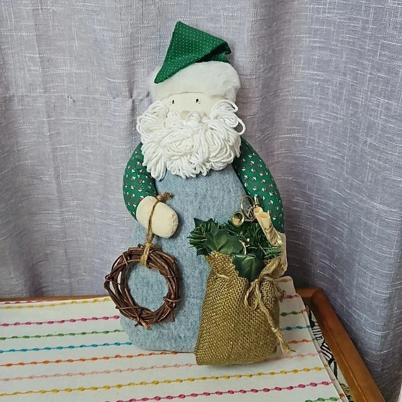 SANTA - Picture 1 of 6